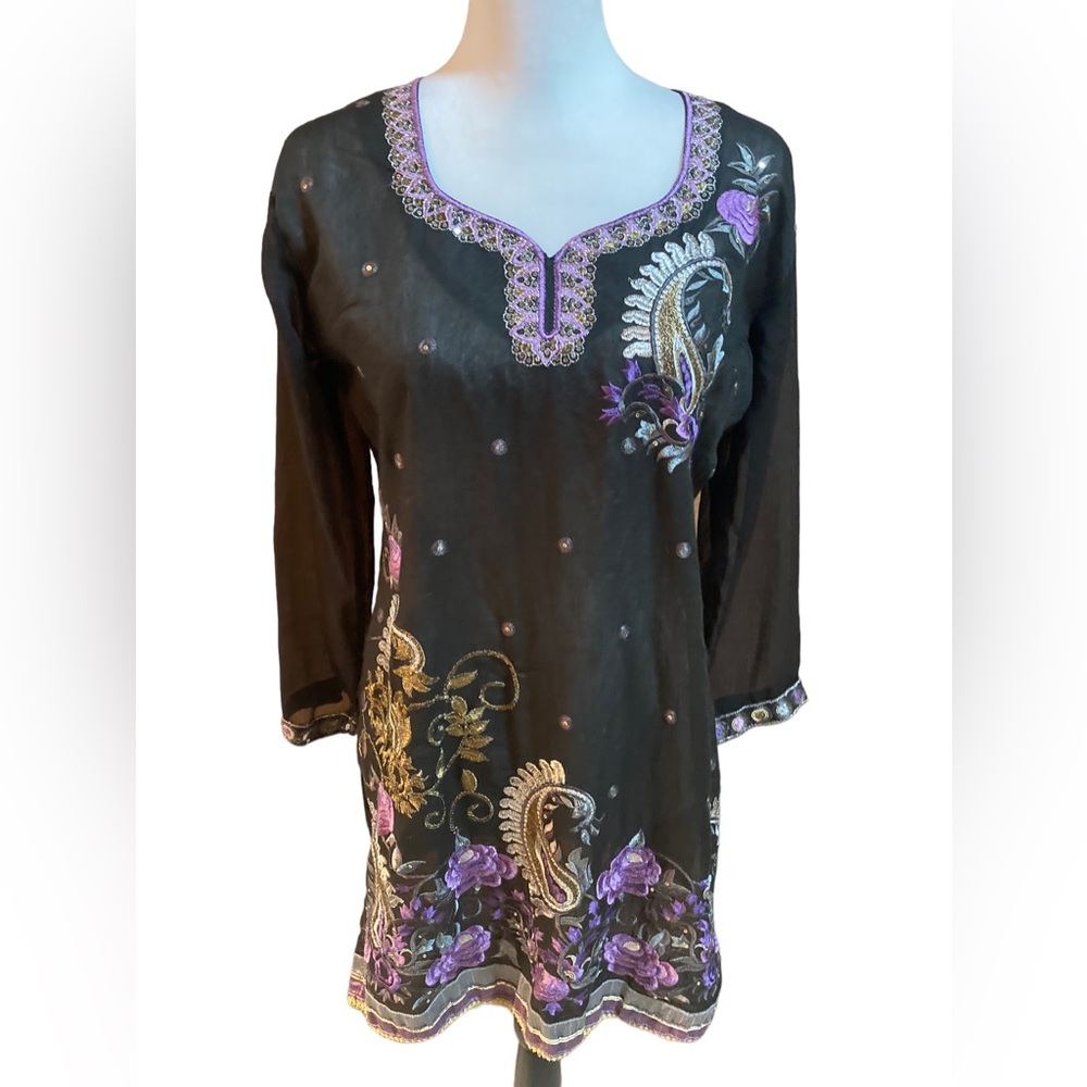 Women’s Made In India Deep Violet, Gold & Grey Embroidered & Sequin Tunic.